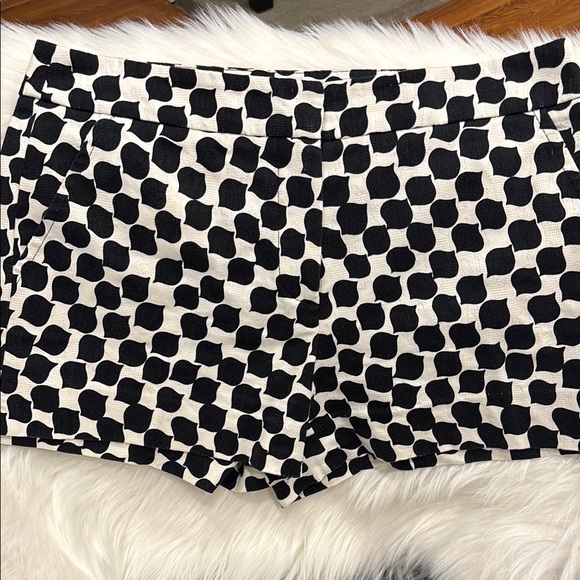 Trina Turk Pants - Trina Turk Black and White Shorts size 4